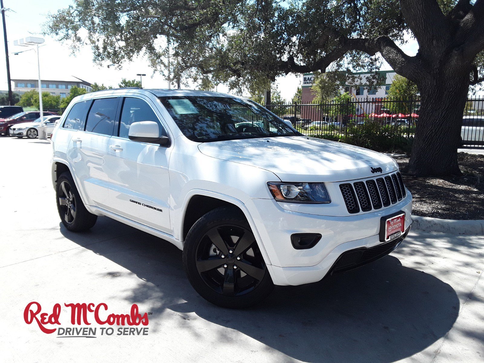 Pre Owned 2015 Jeep Grand Cherokee Altitude Rwd Sport Utility